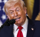 Младенов: Хамас трябва да се разоръжи